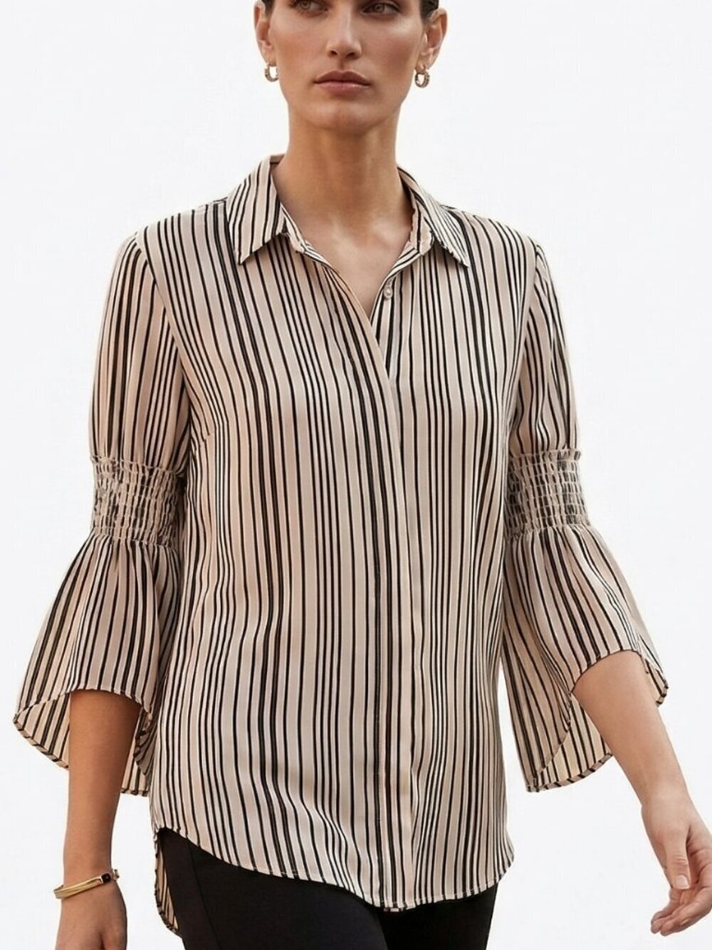 Halston Long Sleeve Printed Smocked Button‑Down Shirt Buff/Black Size S NWT